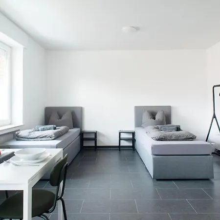 Modern Worker Apartment In Central Gronau - 3 Bedrooms - 8 Beds شقة *