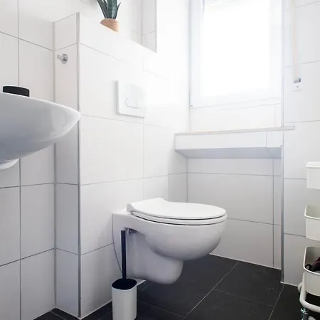 Modern Worker Apartment In Central Gronau - 3 Bedrooms - 8 Beds *