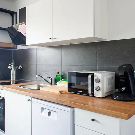 Modern Worker Apartment In Central Gronau - 3 Bedrooms - 8 Beds *