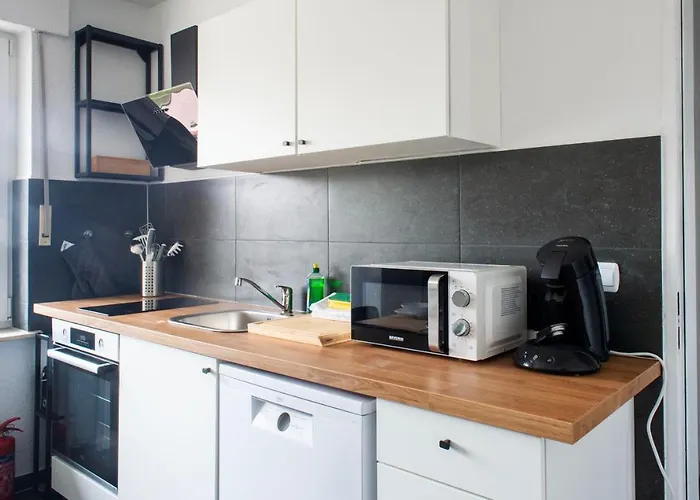 Moderne Im Zentrum *